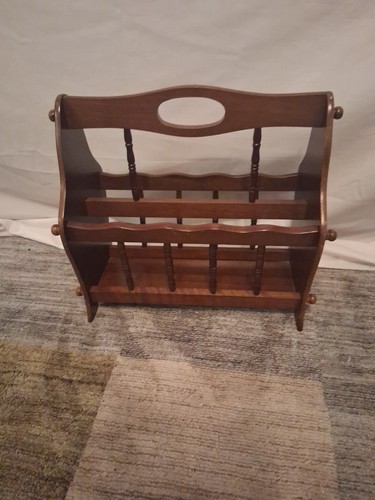 Vintage wooden magazine rack - wooden,