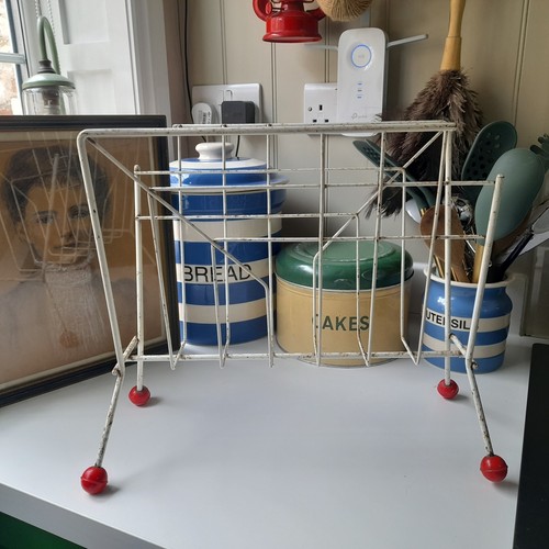 Vintage atomic wire - vintage, metal