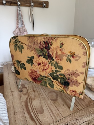 Vintage floral magazine rack - floral,