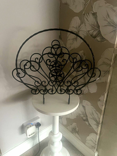 Black metal scrollwork - black,