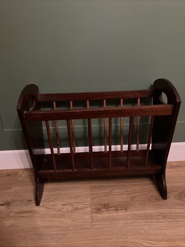Vintage magazine rack - vintage,
