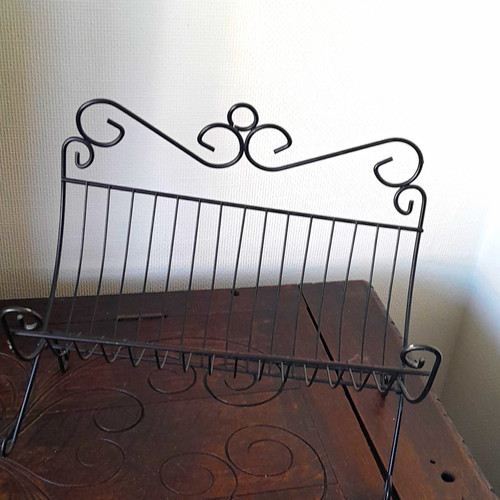 Black metal freestanding - black,