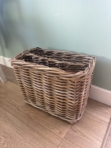 Wicker magazine basket - wicker, grey