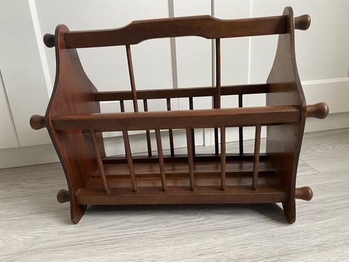 Vintage dark wooden - dark,