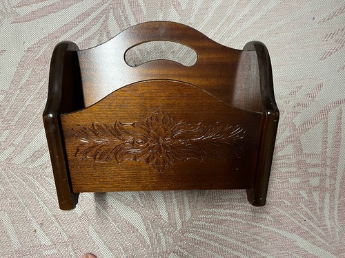 Vintage mahogany magazine - ,