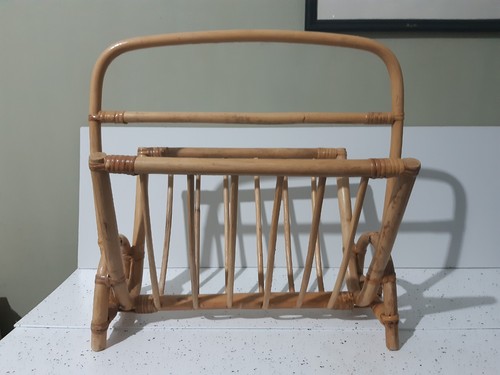 Cane magazine rack - magazine,